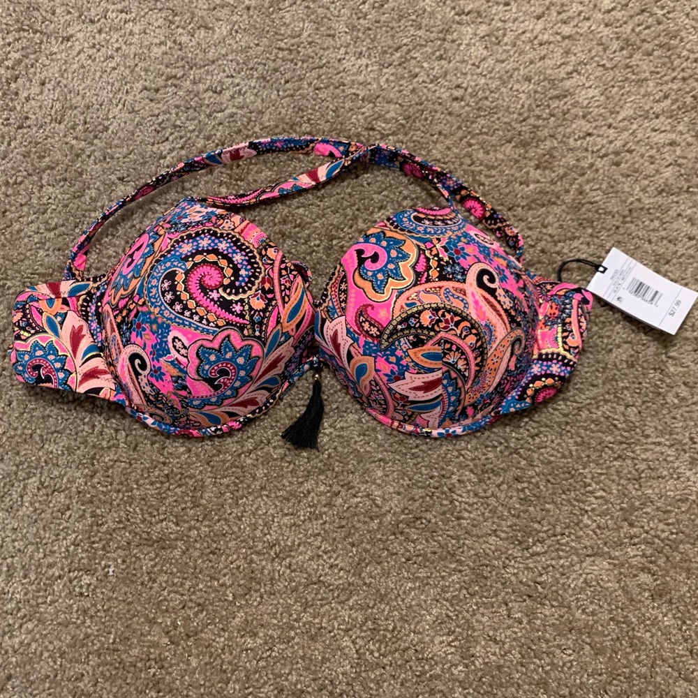 Shade and Shore Bikini top 36DD